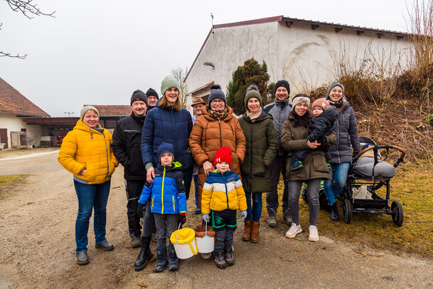 Thumbnail: JA 15828 Faschingswagen Landjugnend 01_03_2025.jpg